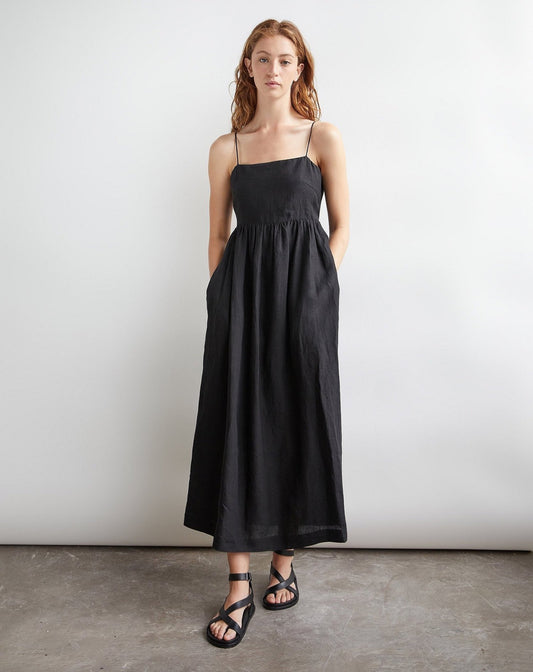 SOPHIE in black